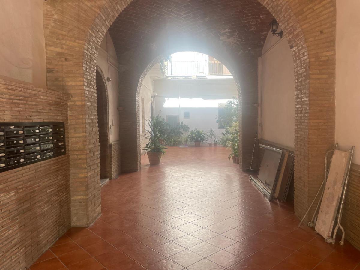 Be Your Home - Grazioso Monolocale Tra Porto E Stazione Civitavecchia Buitenkant foto
